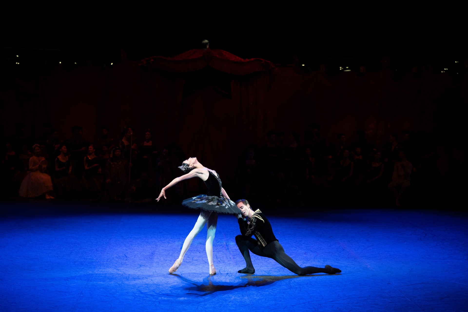 Sangeun Lee as Odile and Gareth Haw as Prince Siegfried in Derek Deane_s Swan Lake in-the-round © Laurent Liotardo