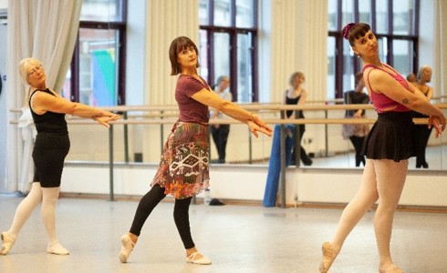 Birmingham Royal Ballet are offering free  Adult Beginners Taster Classes  part of Let’s Dance a new UK wide initiative  Founded by Angela Rippon CBE